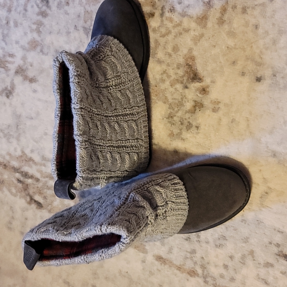 Muk Luk boots